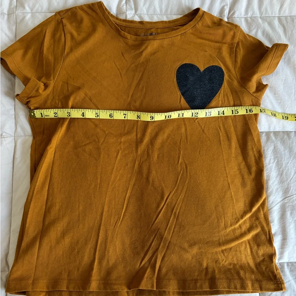 Old Navy Heart Top - Picture 2 of 4